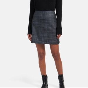 Theory High-Waisted Skirt in Plaid Wool Navy Sz 4
